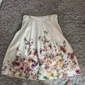 Flower skirt size L